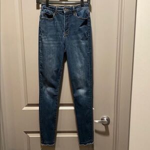 Sanctuary High Rise Skinny Jeans Size 4 | Raw Hem Y2K Denim | Medium Wash |
